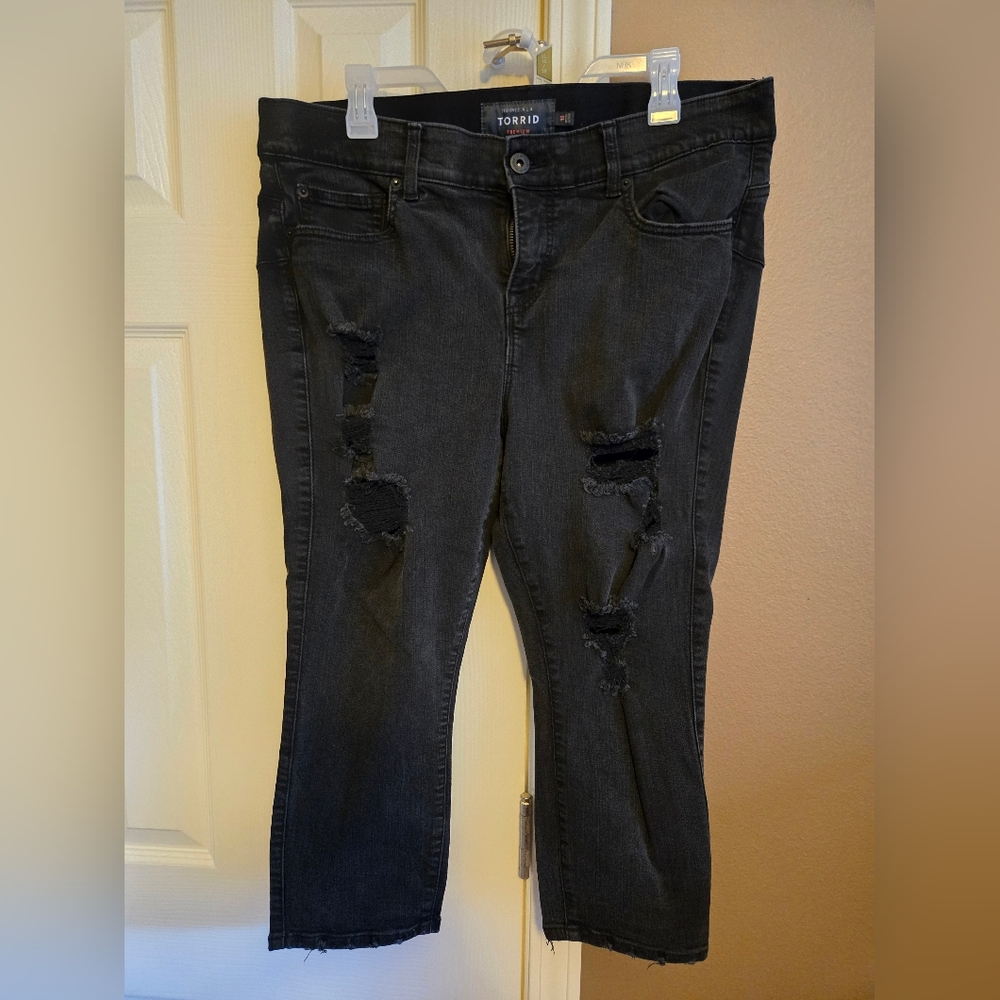 Torrid Cropped Jeans